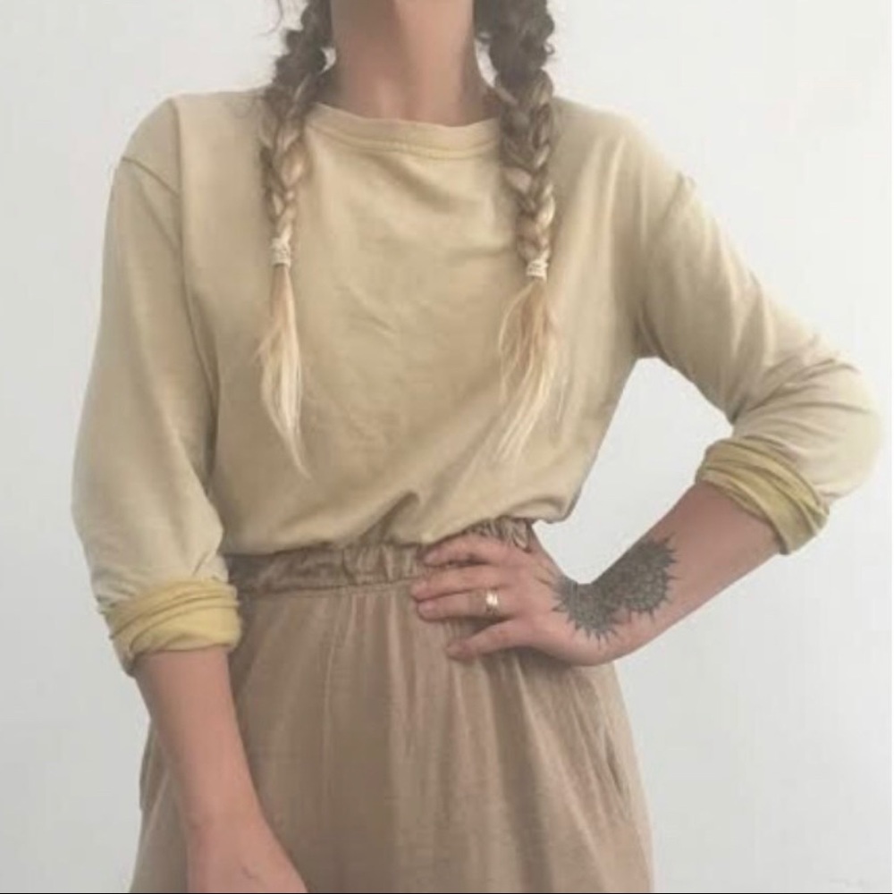 SOLD💕Light Yellow Distressed Long Sleeve Top - Picture 1 of 3